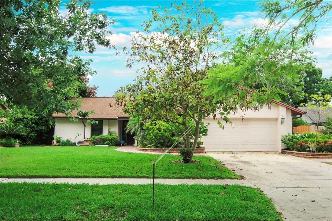 9473 Palm Tree Dr., Windermere, FL 34786