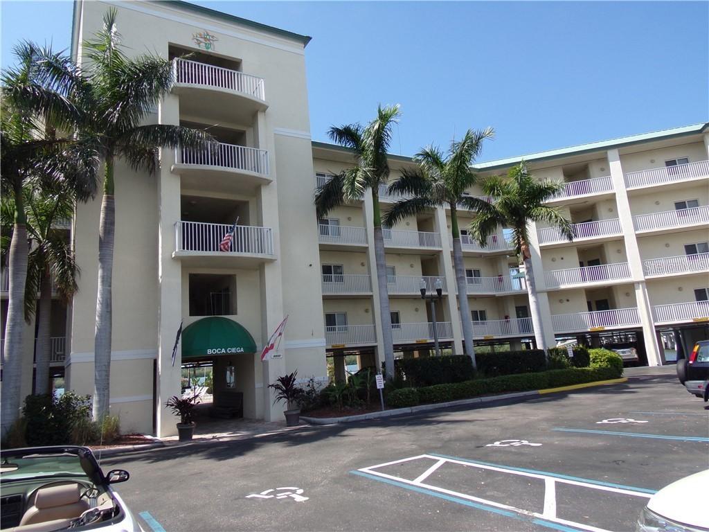 8800 Bay Pines Blvd. #313, St Petersburg, FL 33709