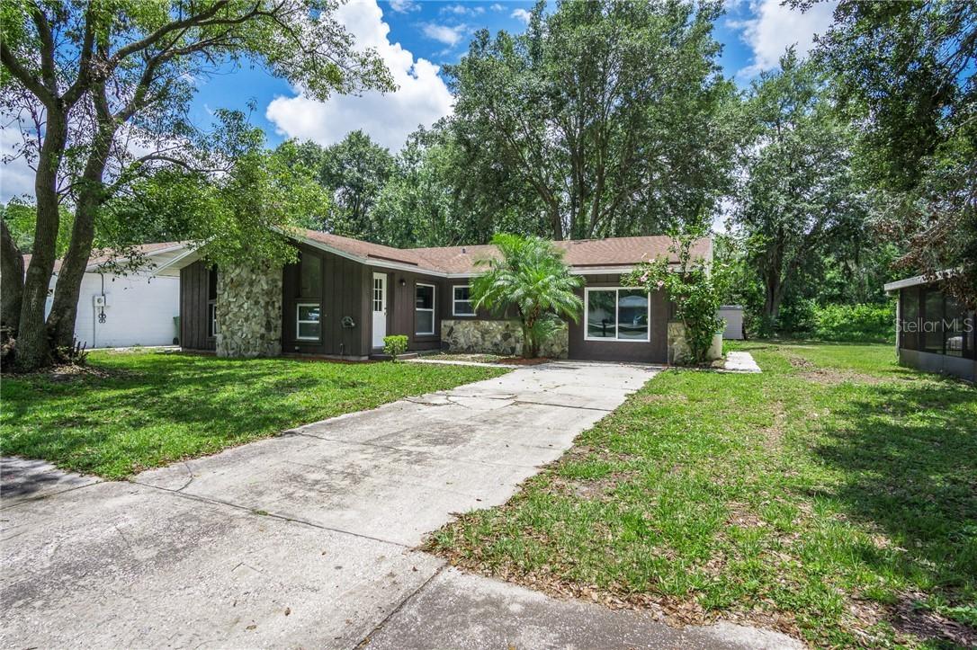 1526 Foxridge Run, Winter Haven, FL 33880