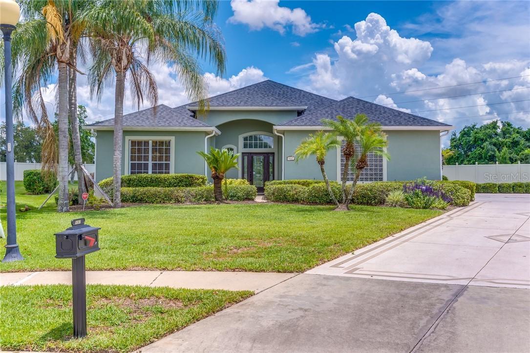 9067 Laurel Ridge Dr., Mount Dora, FL 32757