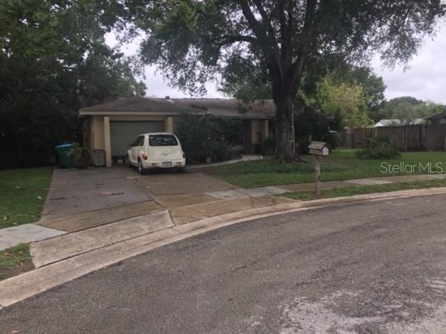 19 Elkwood Ct., Winter Springs, FL 32708