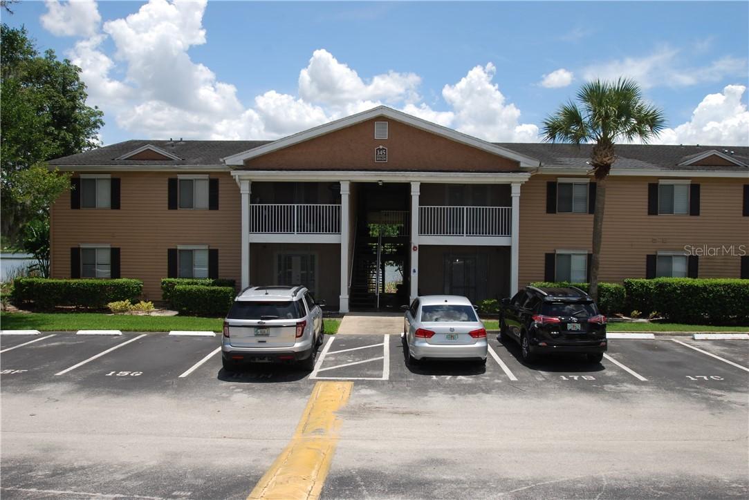 145 N Pearl Lake Causeway #206, Altamonte Springs, FL 32714