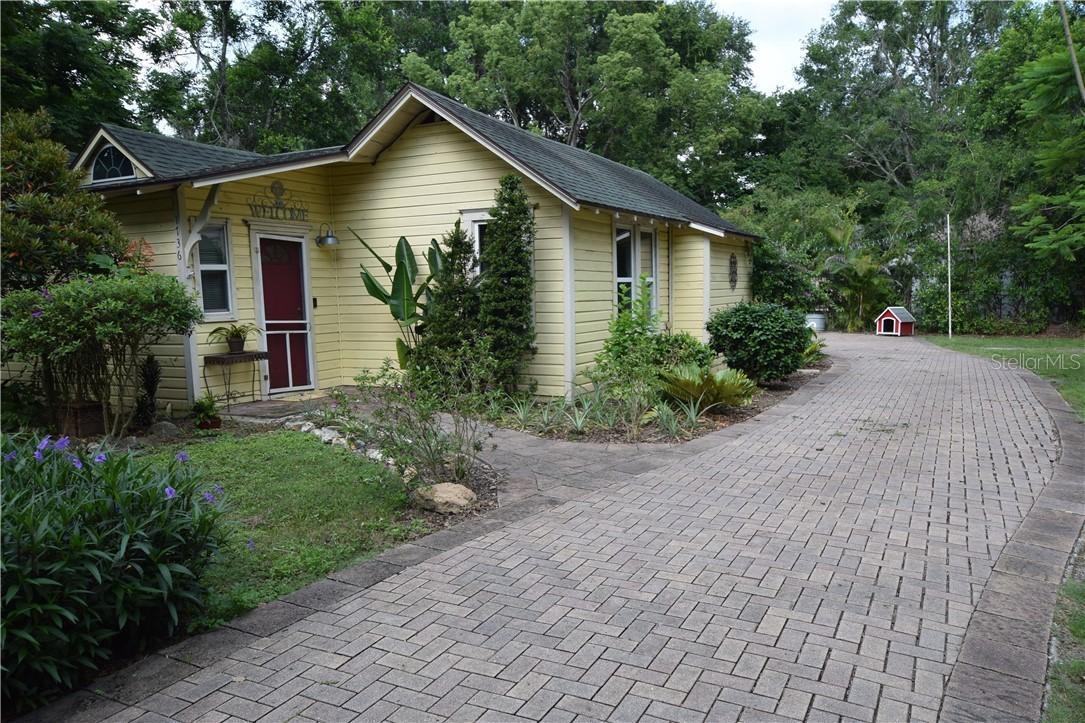 1736 E Crystal Lake Ave., Orlando, FL 32806