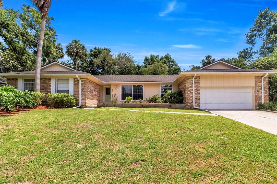 402 Fox Valley Dr., Longwood, FL 32779