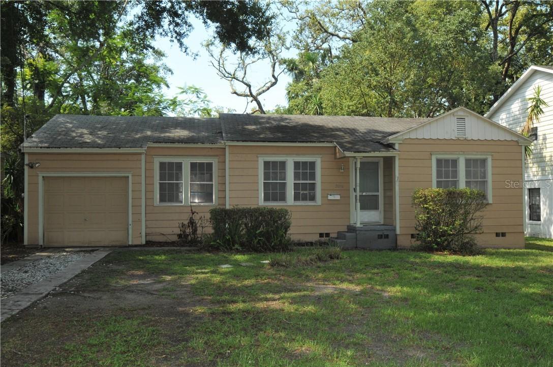 2016 E Central Blvd., Orlando, FL 32803