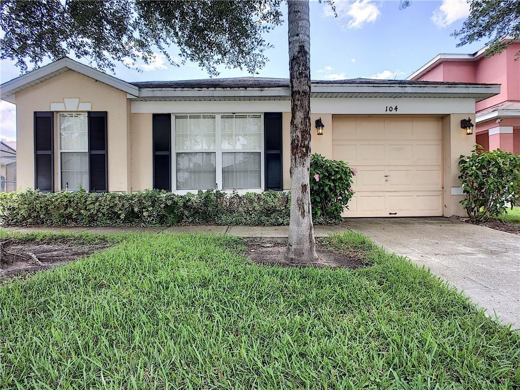 104 Blue Jay Way, Davenport, FL 33896