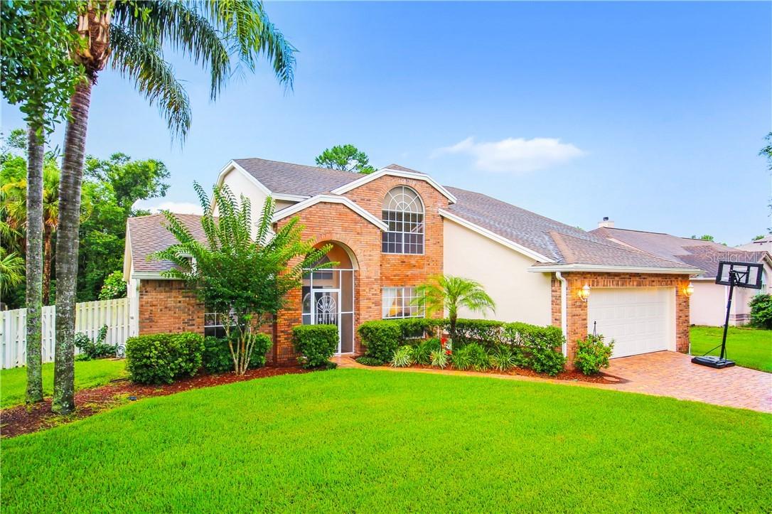 900 Manchester Ave., Oviedo, FL 32765