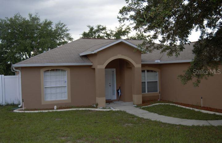 1472 Muir Cir., Clermont, FL 34711