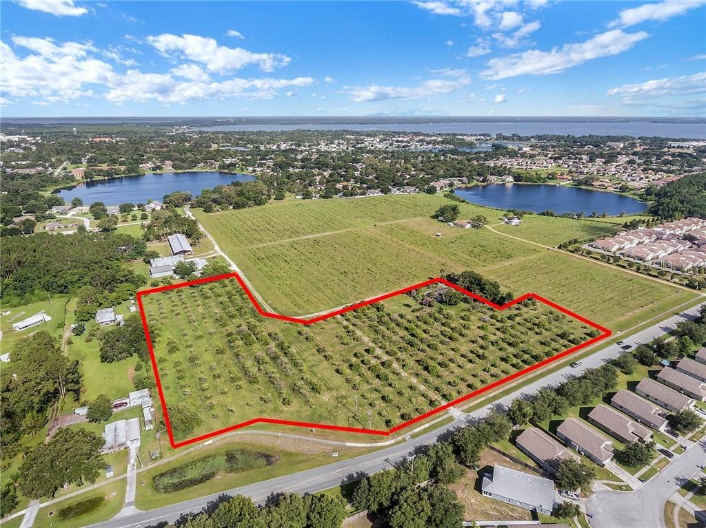 31522 David Walker Dr., Tavares, FL 32778