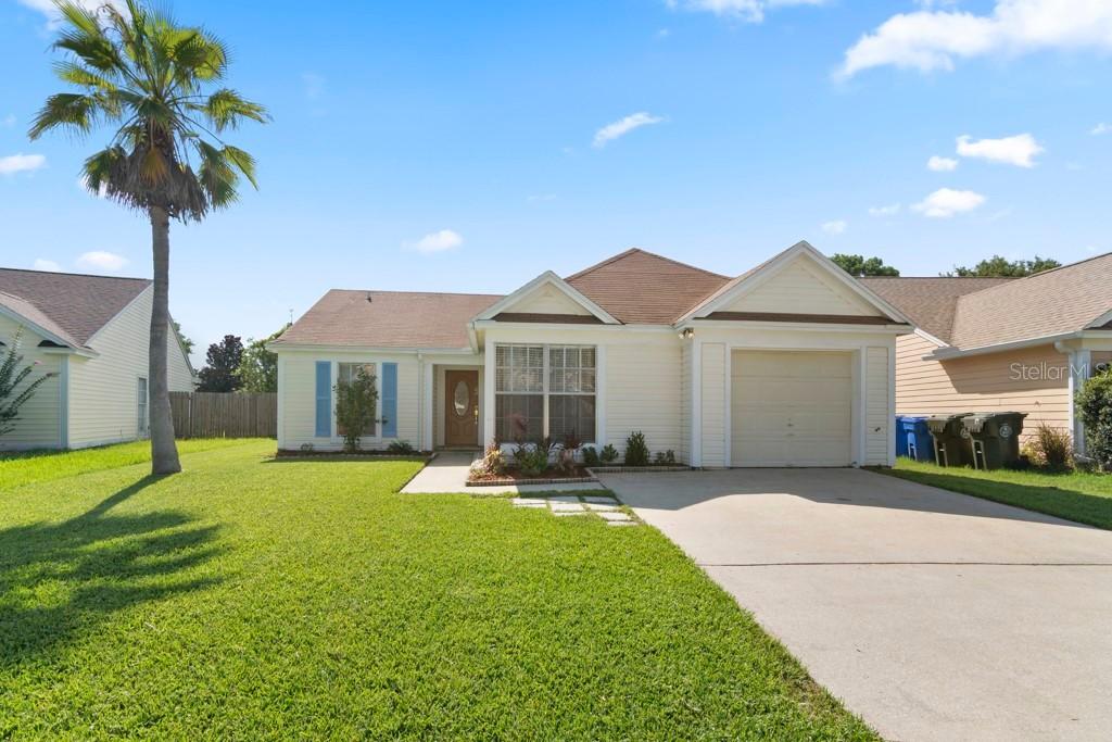 1025 Kelsey Ave., Oviedo, FL 32765