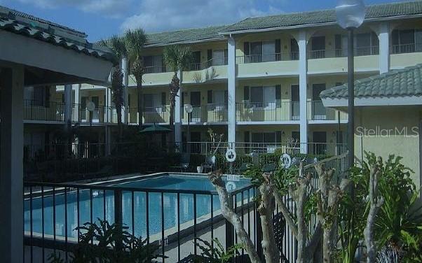 115 Oyster Bay Cir. #240, Altamonte Springs, FL 32701