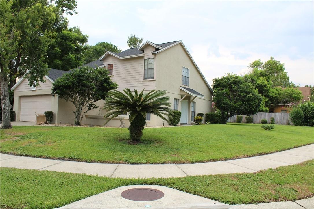 1053 Gwyn Cir., Oviedo, FL 32765