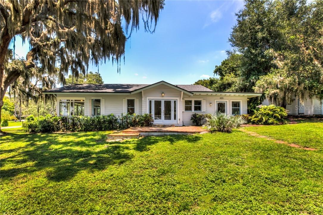 327 E 8th Ave., Windermere, FL 34786