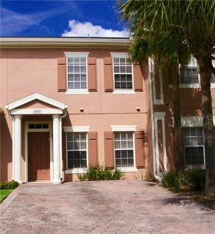 2409 Caravelle Cir., Kissimmee, FL 34746
