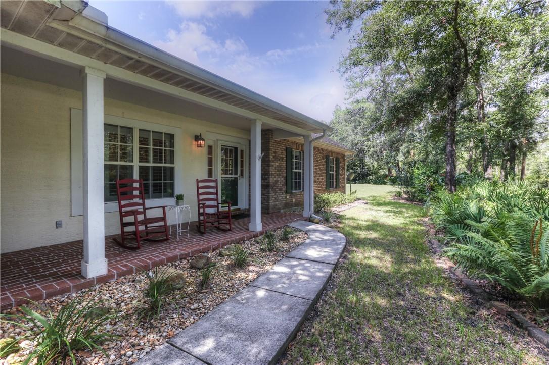 437 Twisting River Ln., Geneva, FL 32732