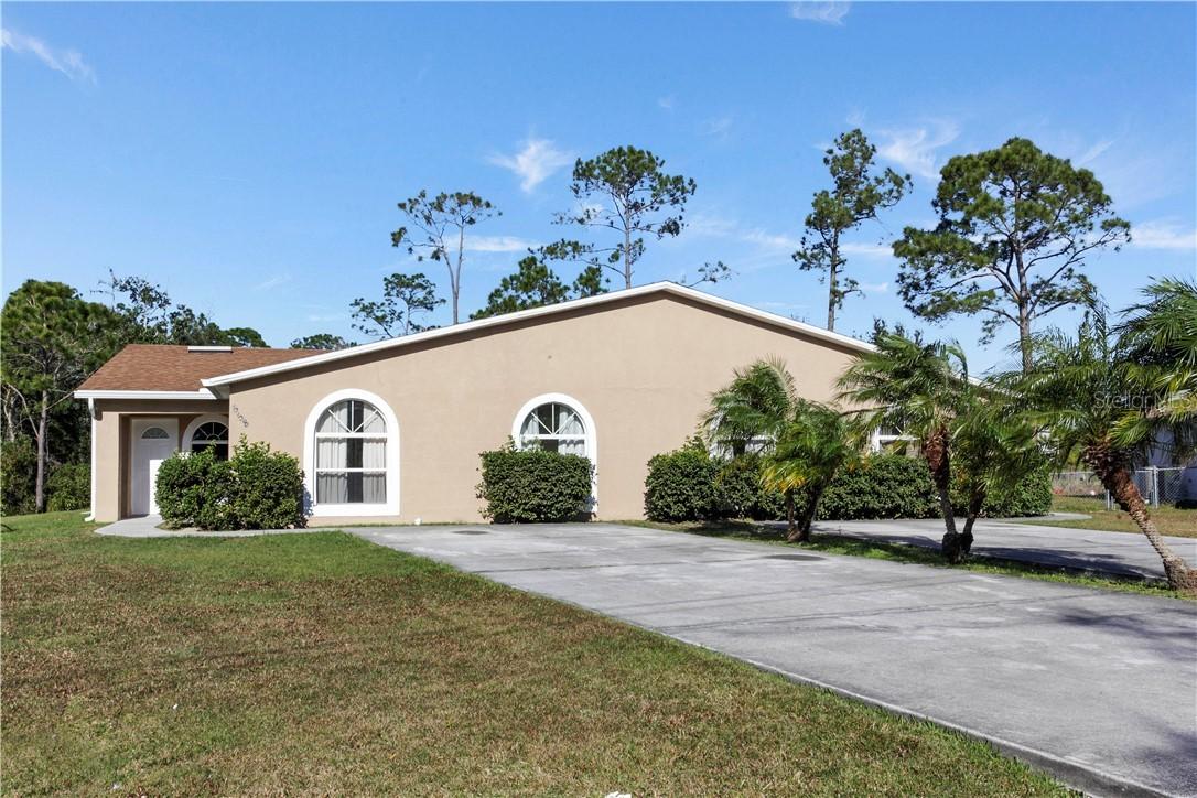 558 Imperial Pl., Kissimmee, FL 34758