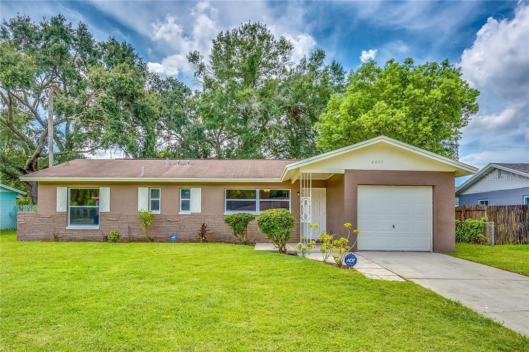 4437 Tarpon Dr., Tampa, FL 33617