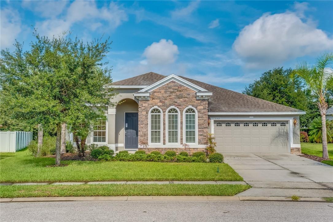 352 Old Alemany Pl., Oviedo, FL 32765