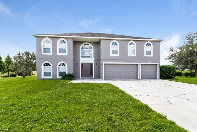 2521 Derby Glen Dr., Lutz, FL 33559