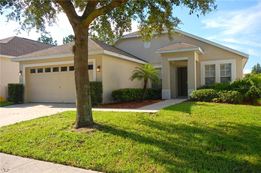 136 Troon Cir., Davenport, FL 33897