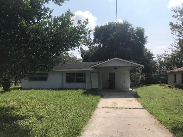 912 Newman Dr., Leesburg, FL 34748