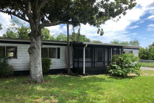 477 Leslie Dr., Port Orange, FL 32127
