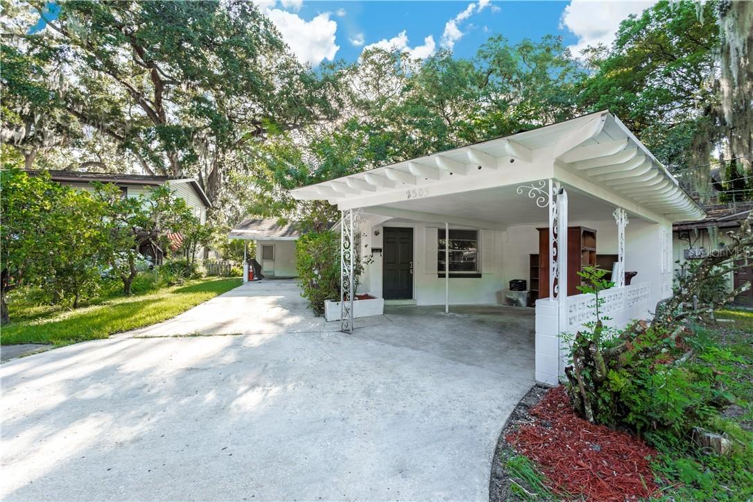 2303 Amherst Ave., Orlando, FL 32804