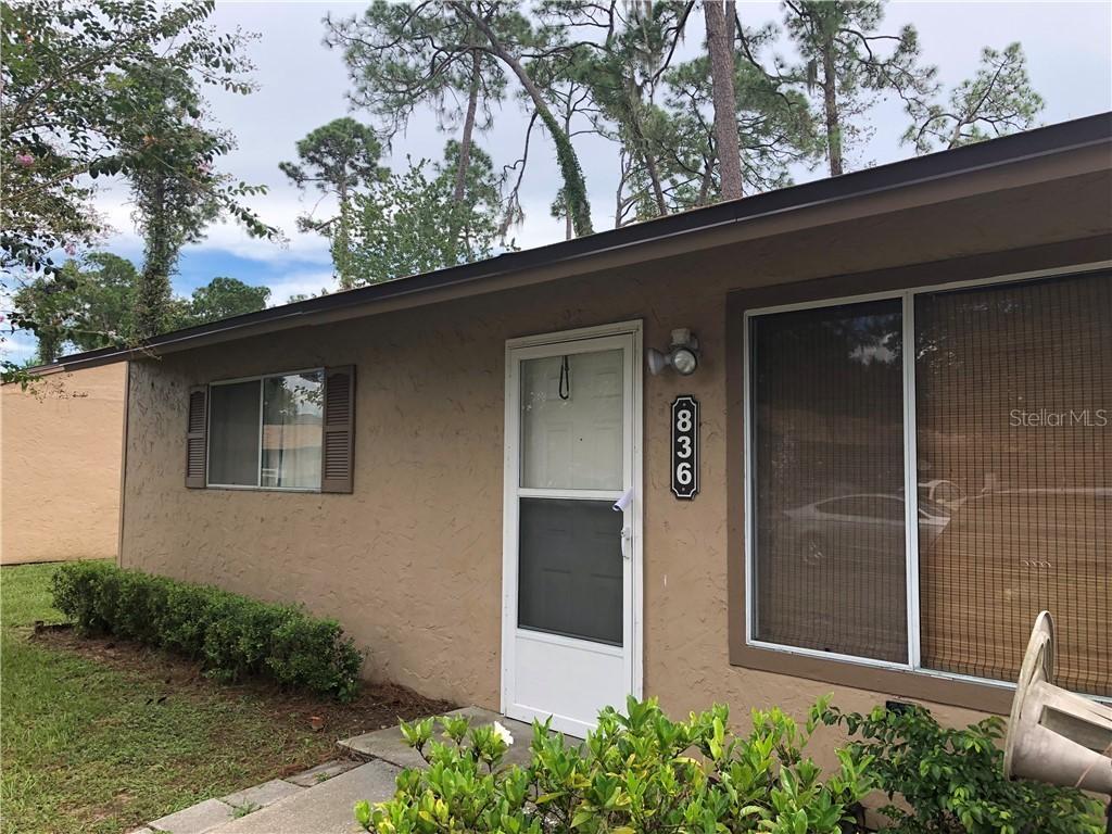 836 W Rosewood Ln., Tavares, FL 32778