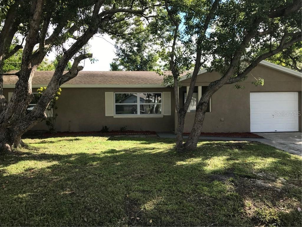 302 Lochmond Dr., Fern Park, FL 32730