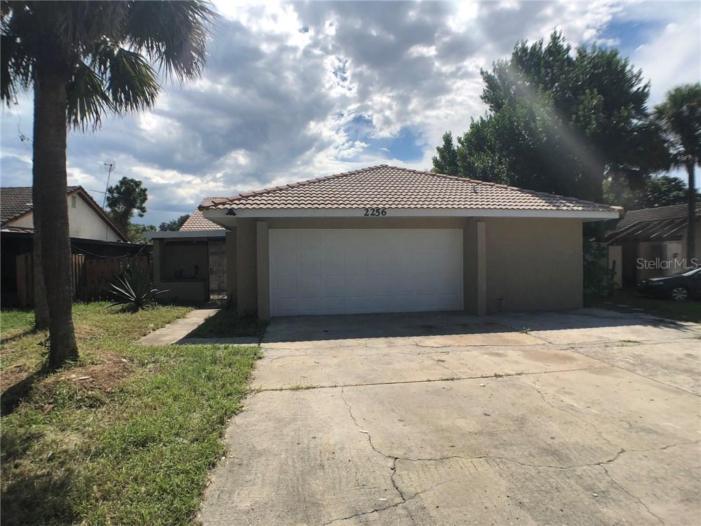2256 Greenview Cir., Orlando, FL 32808