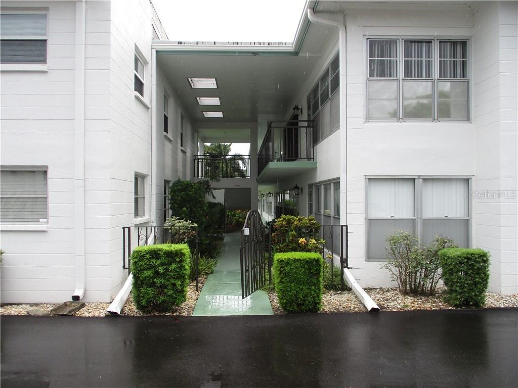 3100 Hartford St. #118, St Petersburg, FL 33713