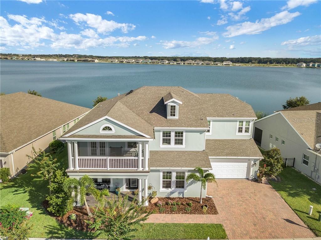 579 Blue Cypress Dr., Groveland, FL 34736