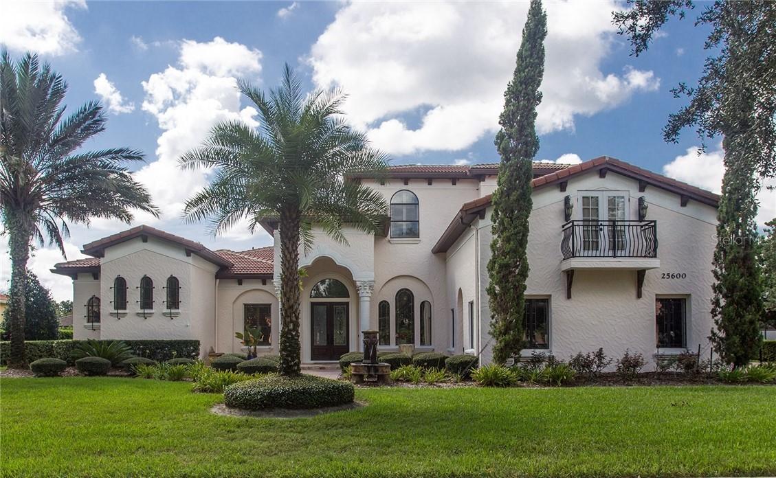 25600 High Hampton Cir., Sorrento, FL 32776