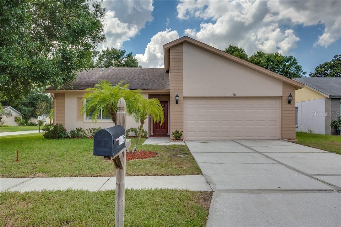 11425 Smokethorn Dr., Riverview, FL 33579