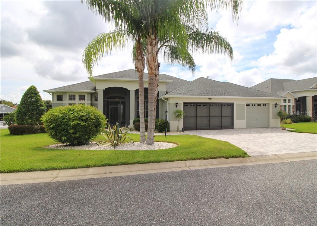 2948 Lake Huron Ln., Tavares, FL 32778