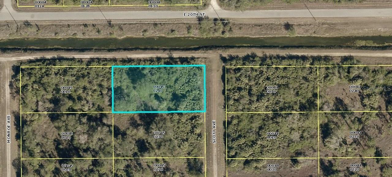 1923 Scott Ave., Lehigh Acres, FL 33972