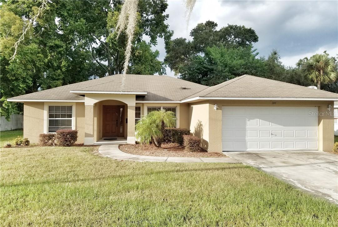144 Palm Way, Tavares, FL 32778