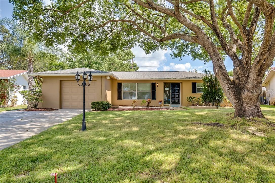 2171 Pine Ridge Dr., Clearwater, FL 33763