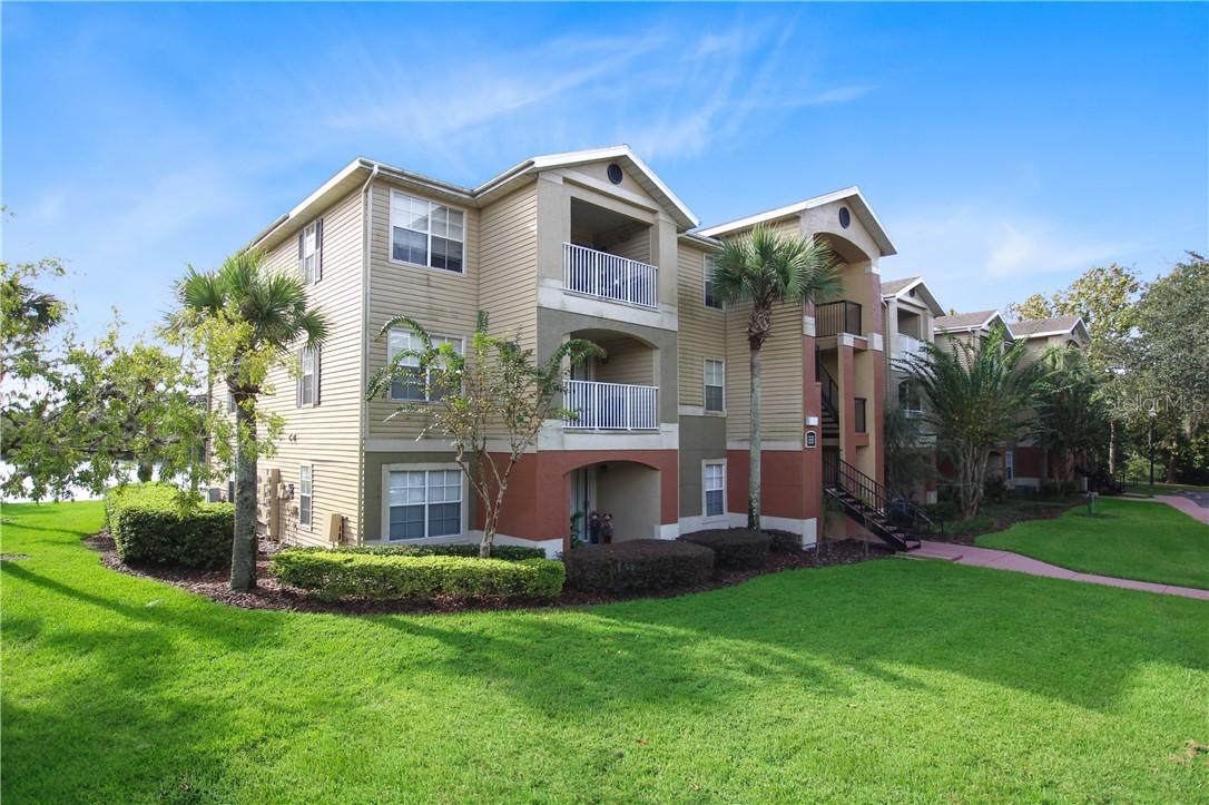 1999 Summer Club Dr. #305, Oviedo, FL 32765