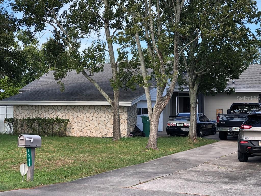 1507 Center Ave., Holly Hill, FL 32117