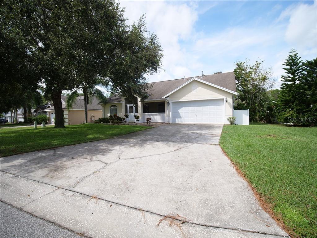 604 Montana Ave., Davenport, FL 33897