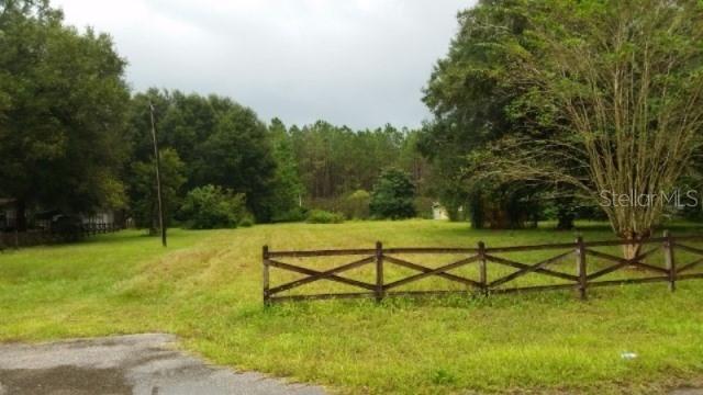 8046 Cindy Dr., Zephyrhills, FL 33540