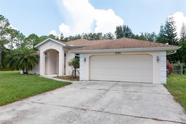 7690 Rockwell Ave., North Port, FL 34291