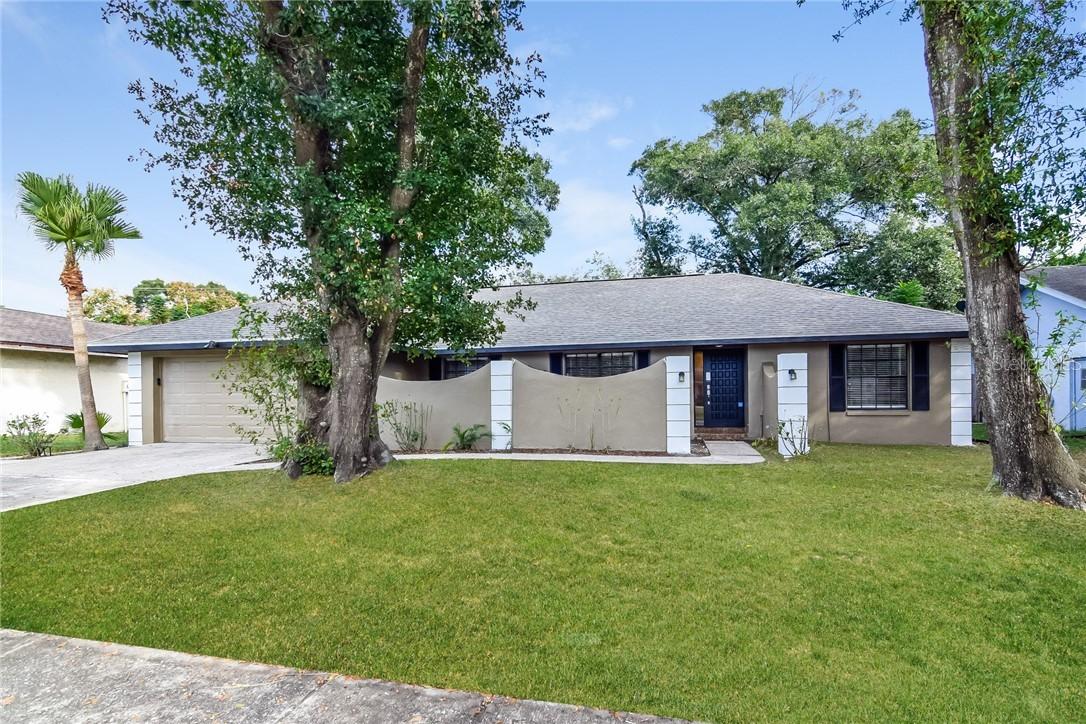 611 Green Cove Dr., Brandon, FL 33510