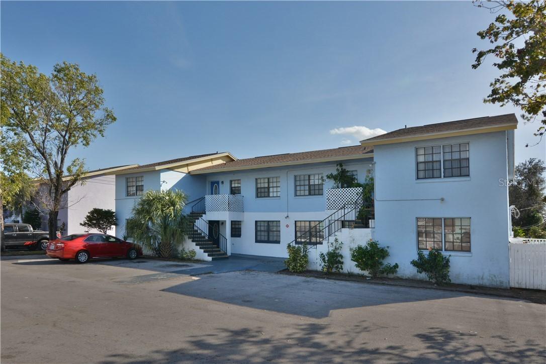 5672 Tomoka Dr., Orlando, FL 32839