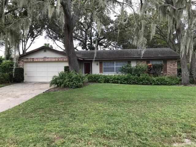 430 Laura Ln., Mount Dora, FL 32757