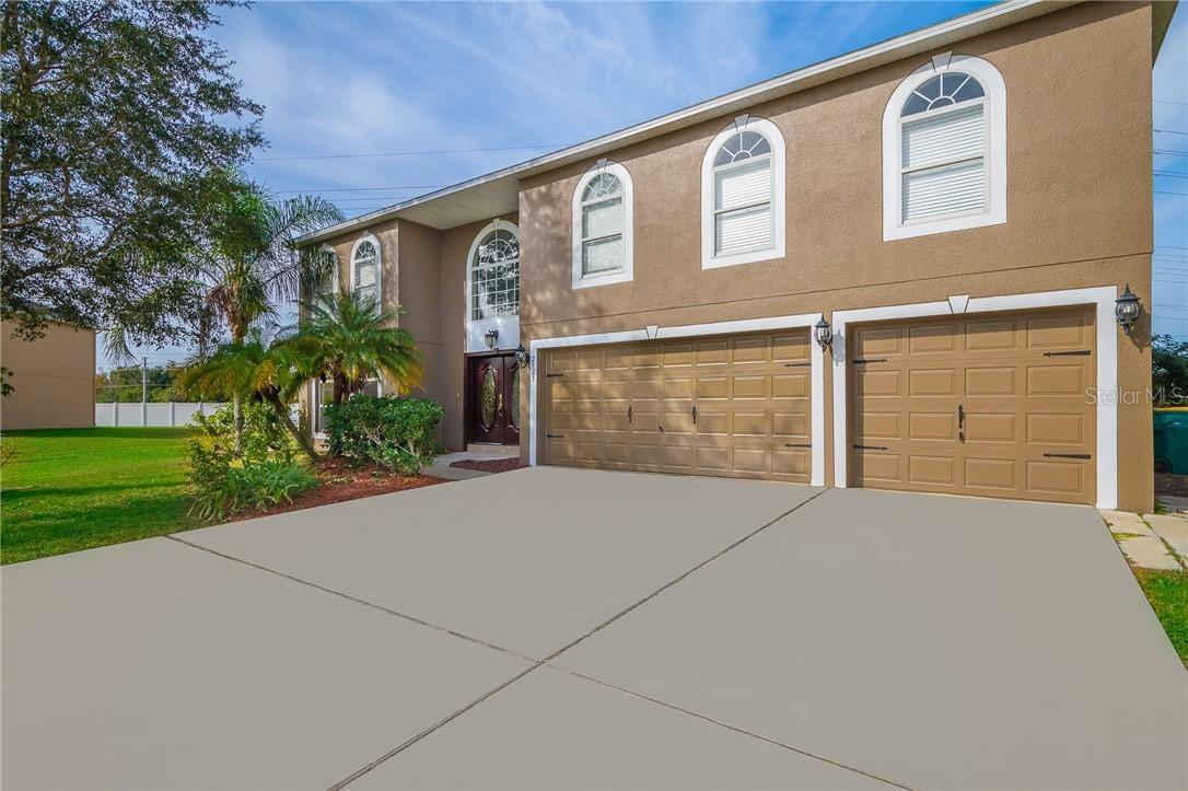 2713 Garrett Nicholas Loop, Kissimmee, FL 34746