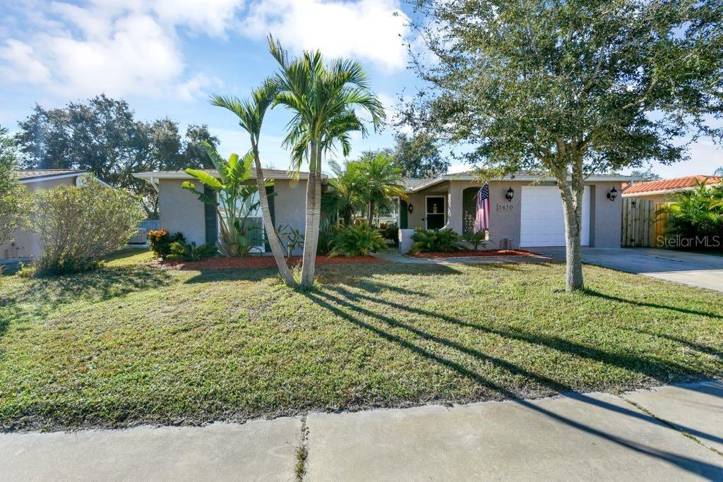 3420 Salisbury Dr., Holiday, FL 34691