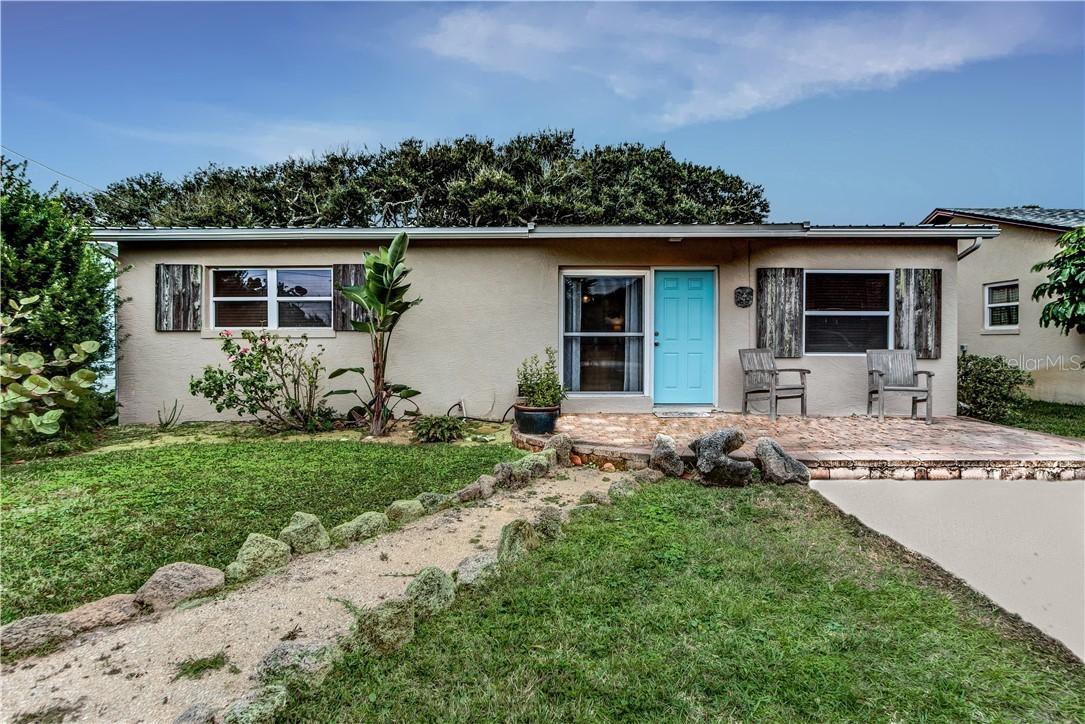 819 E 9th Ave., New Smyrna Beach, FL 32169