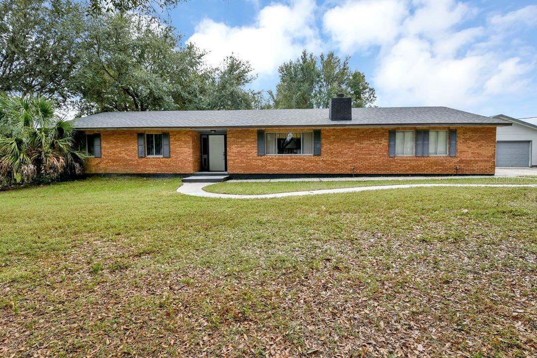 1029 Meadowood Dr., Lakeland, FL 33809